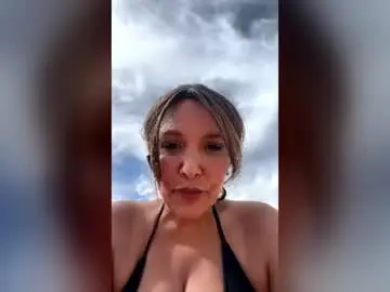 Sultrylayla  live sex cam