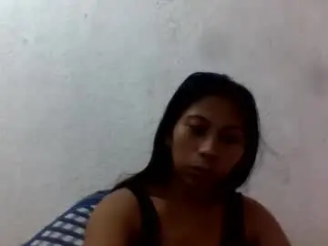 Urlatinabeauty  live sex cam