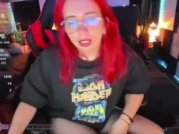 Ursula_fire  live sex cam