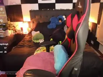 Ursula_fire  live sex cam