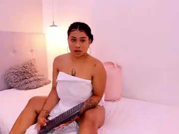 Amara_corin  live sex cam