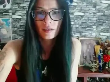 Ariant7  live sex cam