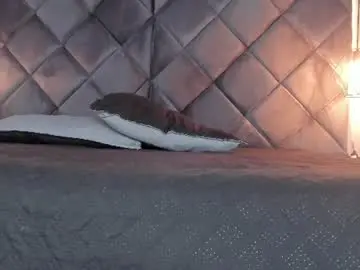Bunny_superstar  live sex cam