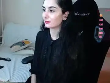 Hella_helen  live sex cam
