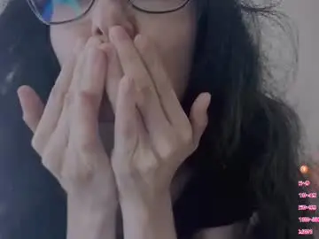 Hella_helen  live sex cam