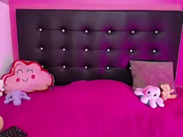 Molly_curvyhot  live sex cam