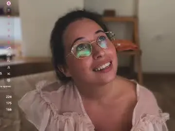 Neonquack  live sex cam