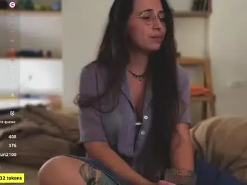 Neonquack  live sex cam