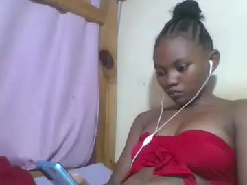 Reinechi  live sex cam