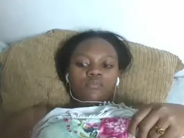 Reinechi  live sex cam