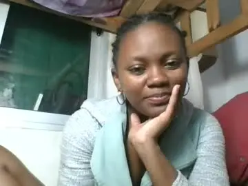 Reinechi  live sex cam