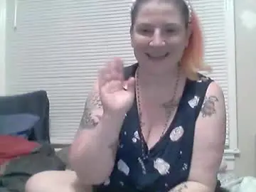 Simm_w  live sex cam