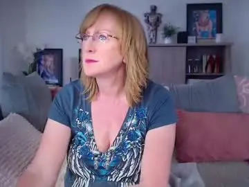 Summerknightzzz  live sex cam