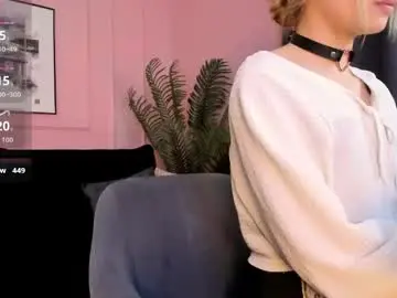 Sweet_lucile  live sex cam