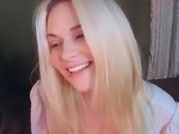 Thaocroes  live sex cam