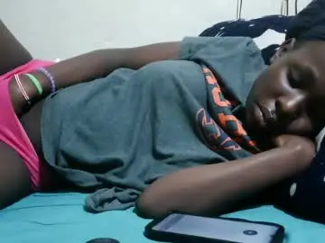 Tight_pussie  live sex cam