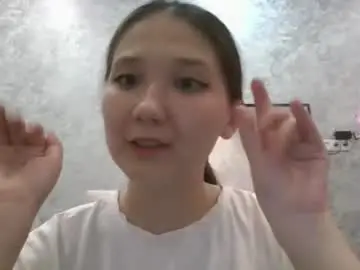 Yangstauch  live sex cam