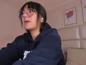 Aily_yozuko  live sex cam