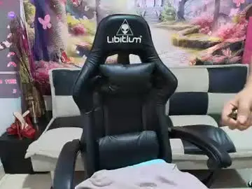 Alyssa_anal  live sex cam