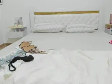 Chiaraferraro  live sex cam