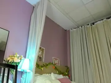 Dearly_emily  live sex cam