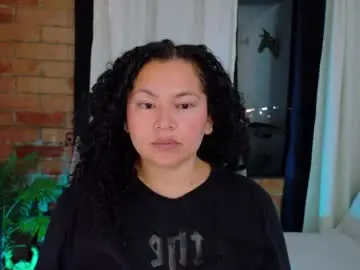 Girl_inline  live sex cam