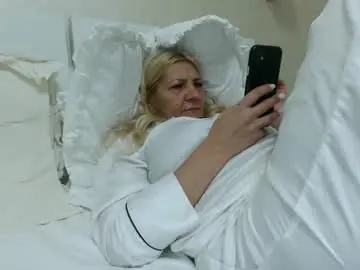 Heyheygrey  live sex cam