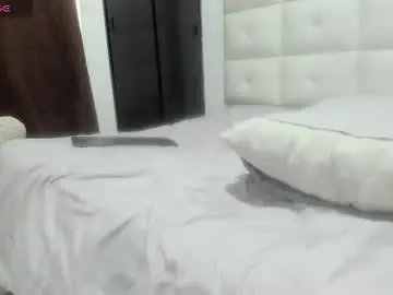 Lexxi_ross  live sex cam