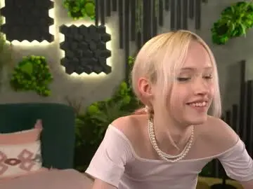 Lizzofkiss  live sex cam
