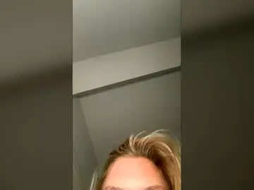 Lunalanexo  live sex cam