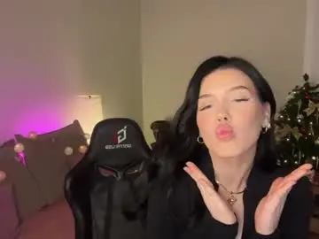 Mistress_of_hearts  live sex cam