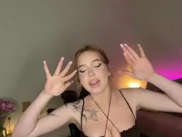 Mistress_of_hearts  live sex cam