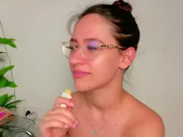 Nicoleirisxxx  live sex cam