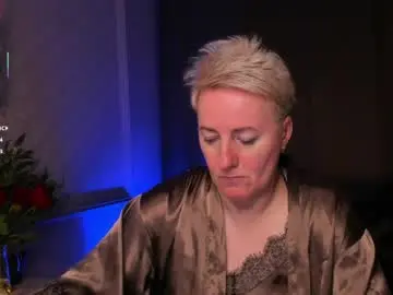 Nika_smit  live sex cam