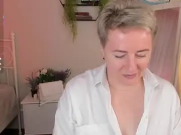Nika_smit  live sex cam