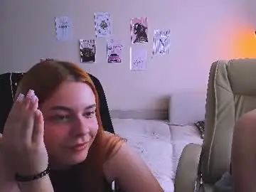 Red__dizzy  live sex cam