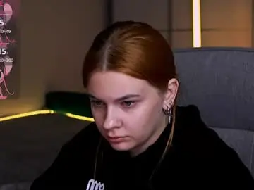 Red__dizzy  live sex cam