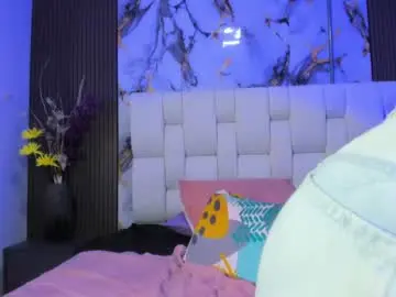 Sophiaa10  live sex cam