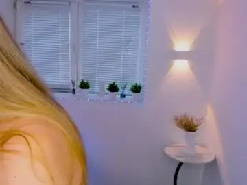 Sttyllezz  live sex cam