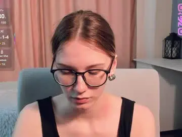 Sunnivagaillard  live sex cam