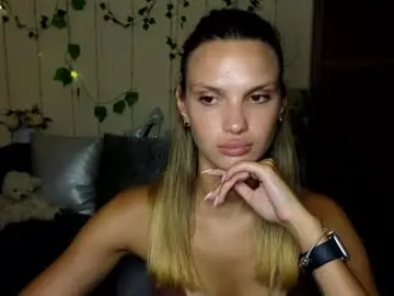 Aminakisulya  live sex cam