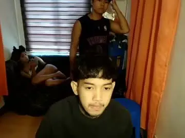 Bigcummer4ux  live sex cam