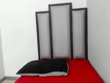Esmeralda_62  live sex cam