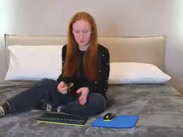 Freyadean  live sex cam