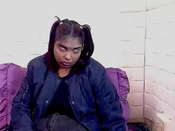 Indianmystica4u2  live sex cam