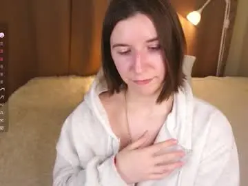 Lynngroves  live sex cam