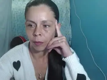 Marilyn_xxxx  live sex cam