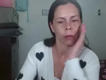 Marilyn_xxxx  live sex cam