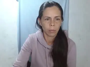 Marilyn_xxxx  live sex cam