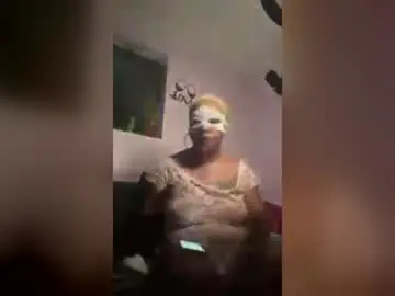 Ososweet112  live sex cam